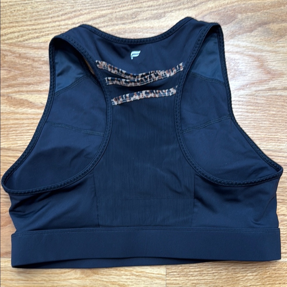 Black Sports Bra